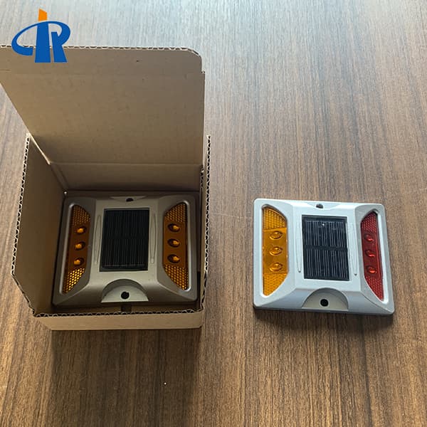 Single Side Tempered Glass Led Solar Pavement Marker In Japan